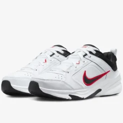 Nike Defy All Day Herren Sneaker Low