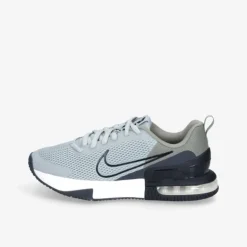 Nike Reax 8 TR Herren Sneaker Low