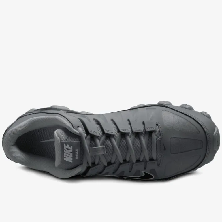 Nike Reax 8 TR Herren Sneaker Low